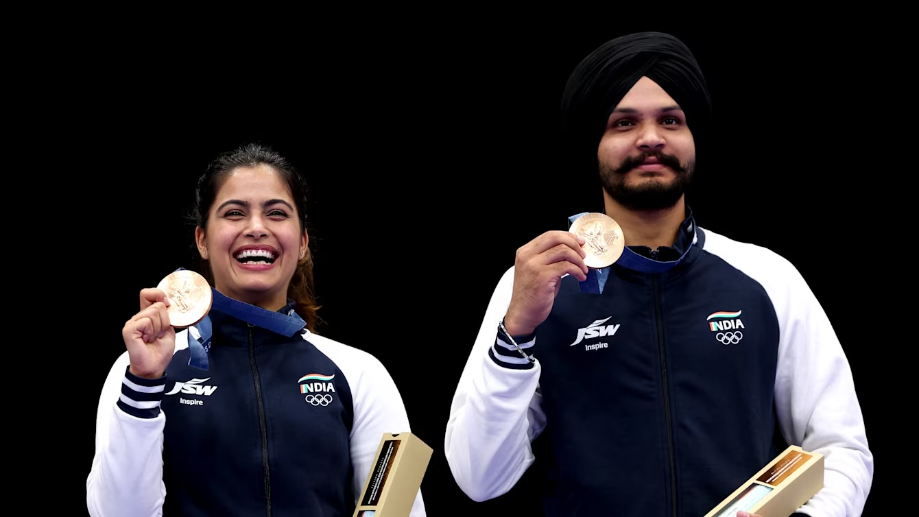 PARIS 2024: MANU BHAKER-SARABJOT SINGH SCRIPT HISTORY WITH BRONZE MEDAL IN 10M AIR PISTOL MIXED TEAM SHOOTING